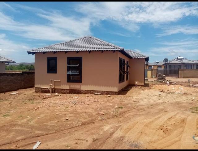 2 BEDROOM HOUSE FOR SALE IN SALFIN